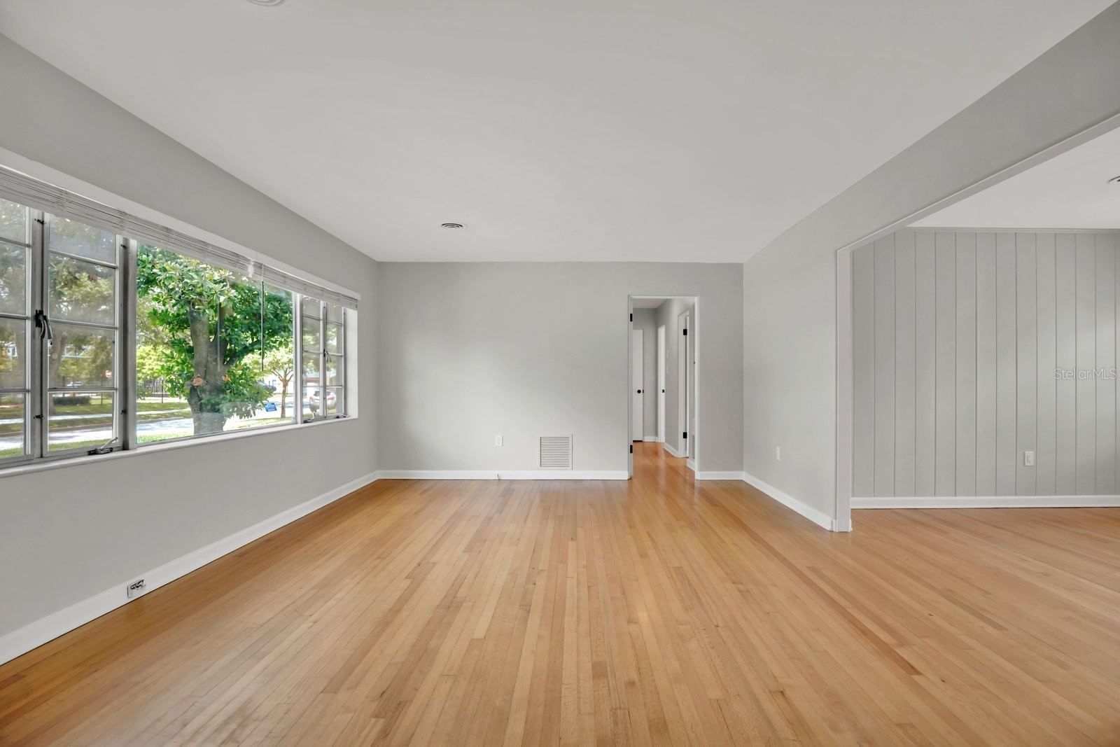 1427 BRYN MAWR 3