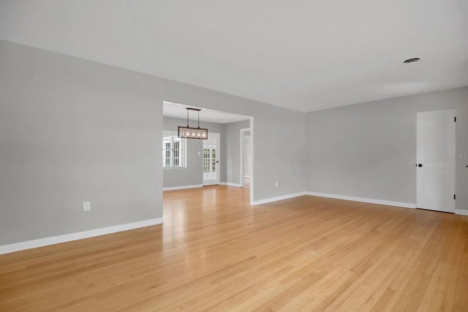 1427 BRYN MAWR 5