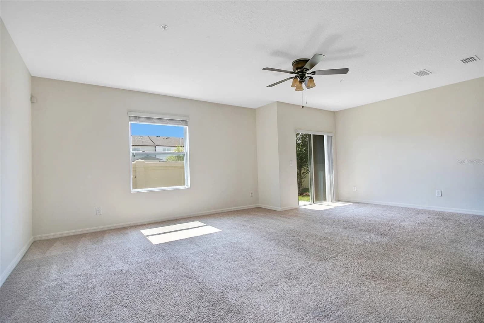 3521 SENECA CLUB 4