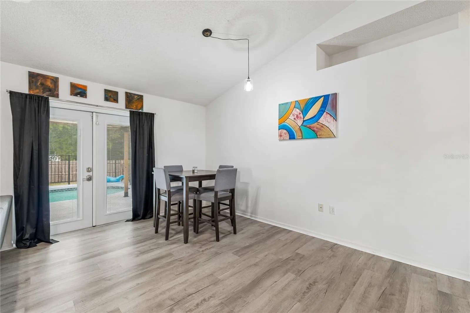 5730 LOMA VISTA 5