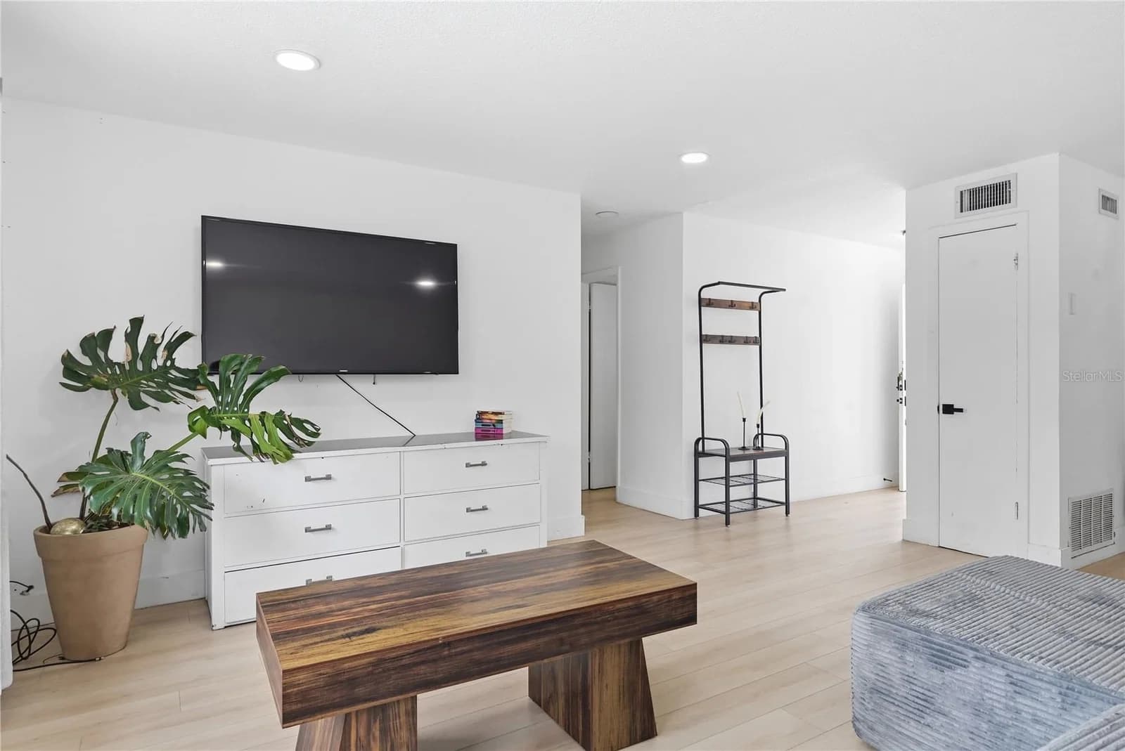 835 MARLOWE 5