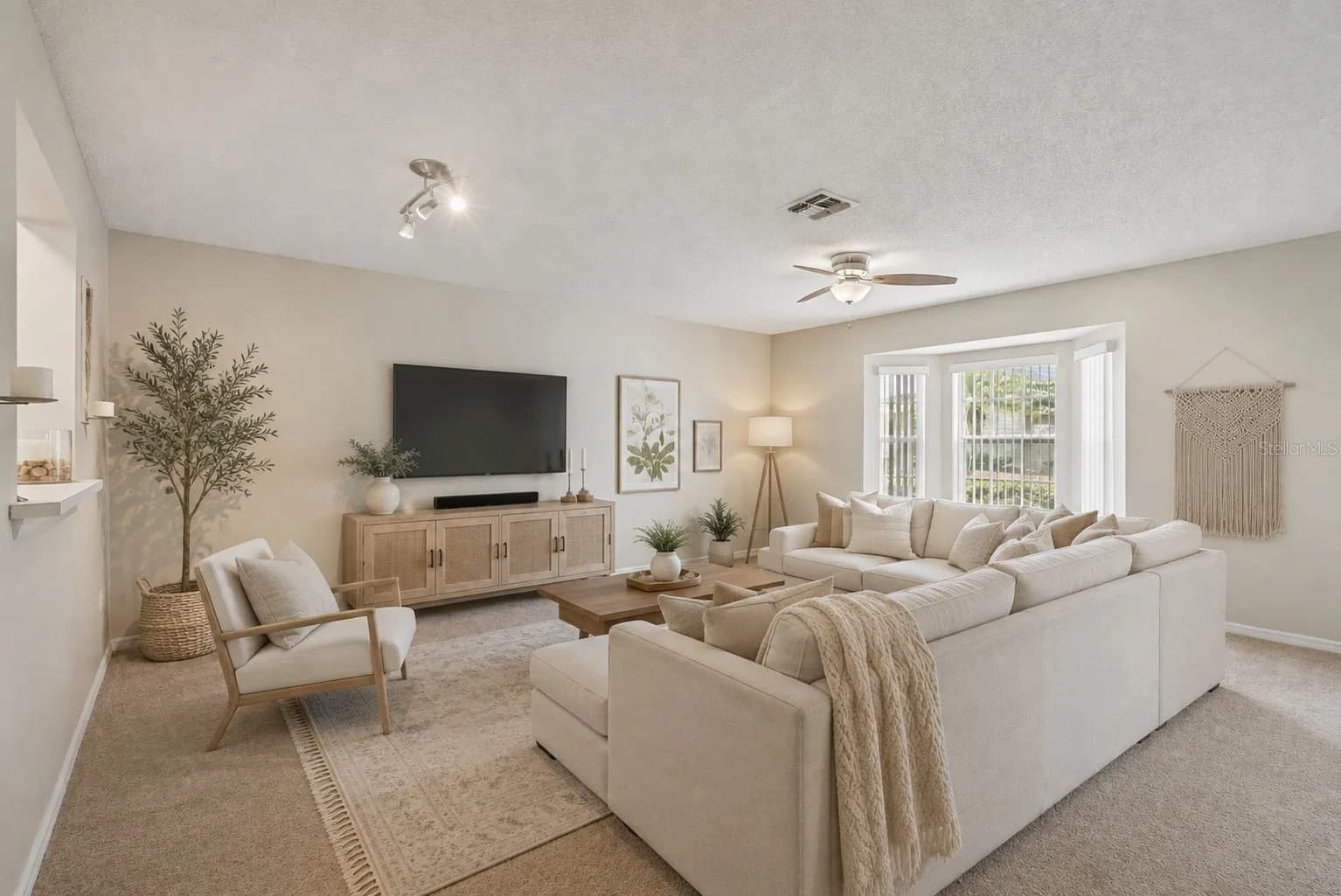 12192 SHADY SPRING 3