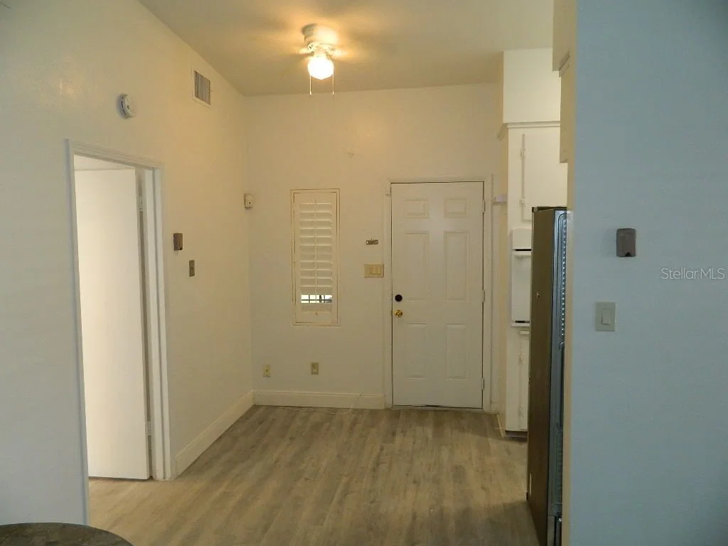 944 KENSINGTON 5