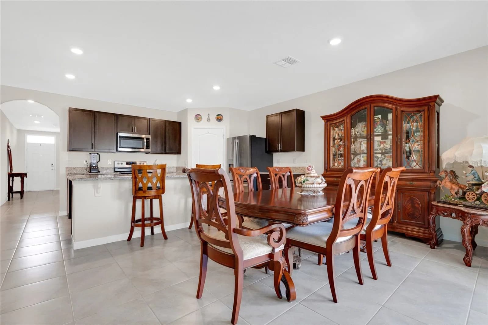 1735 PARK SIDE 4