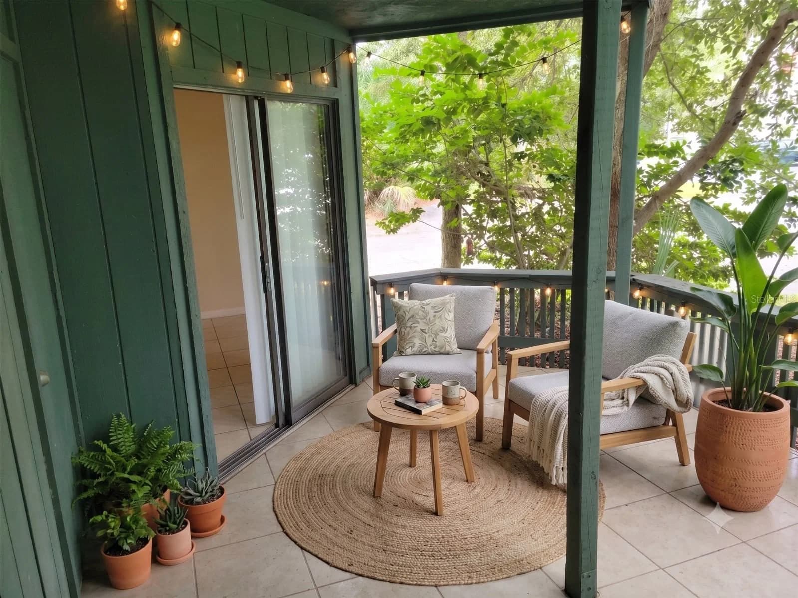 4322 LAKEWAY 5