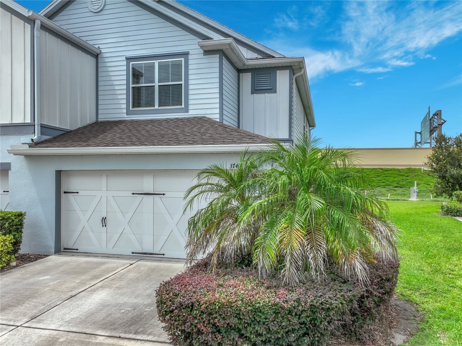 3743 PLAINVIEW 2