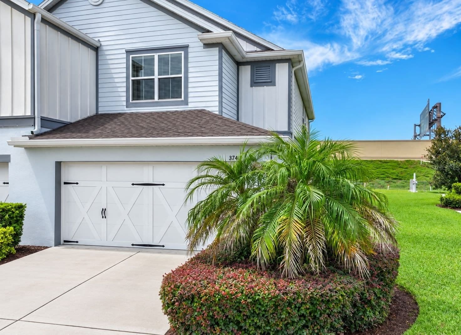 3743 PLAINVIEW Drive, Orlando, FL 32824 2