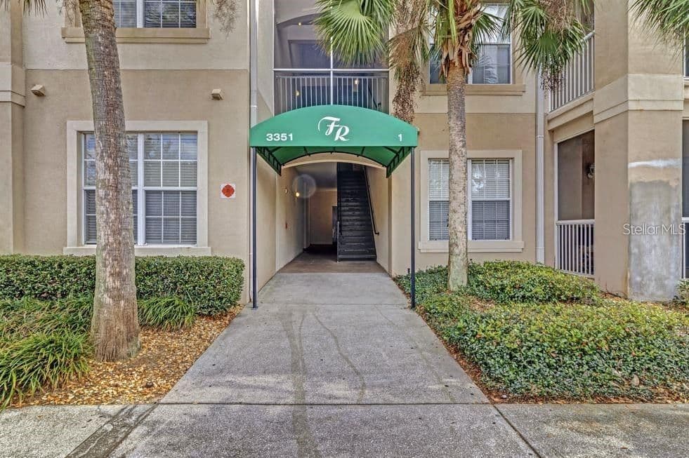3351 WHITESTONE 5
