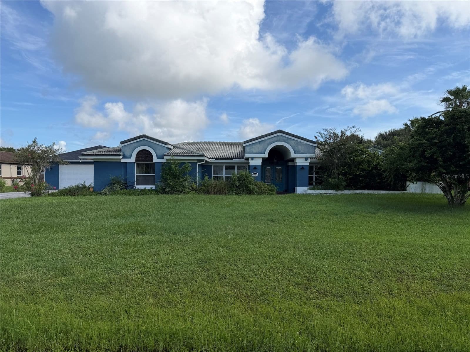 2749 STEWART 3