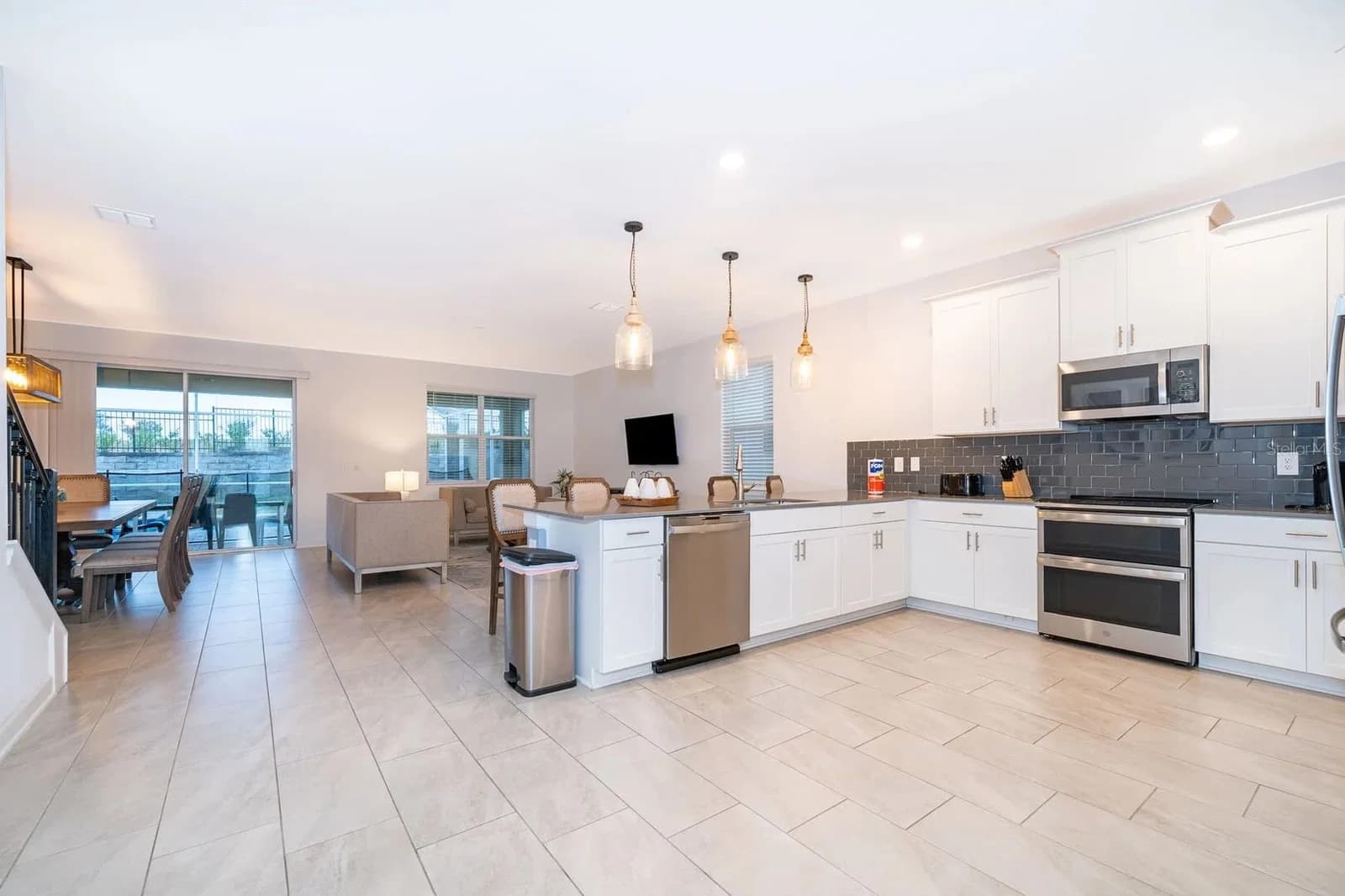 9056 SOMMERSET HILLS 3
