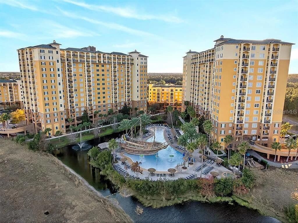 8101 RESORT VILLAGE 5