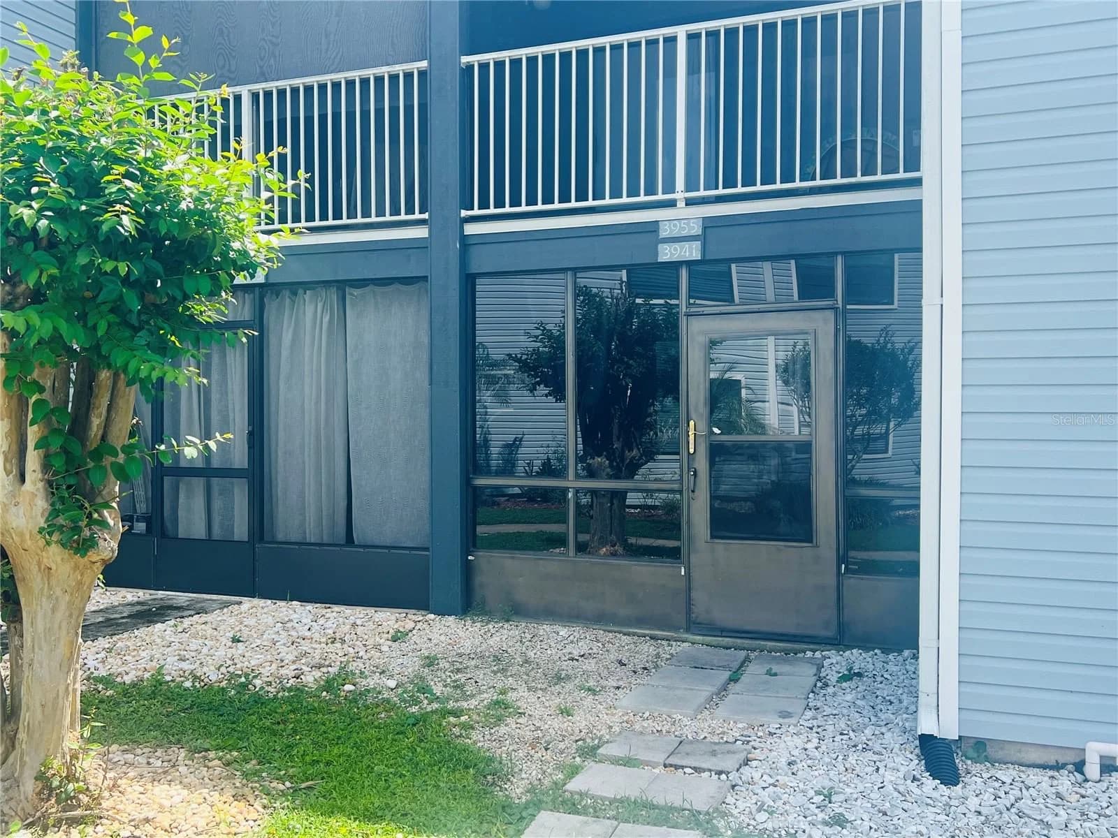 3941 ATRIUM 3
