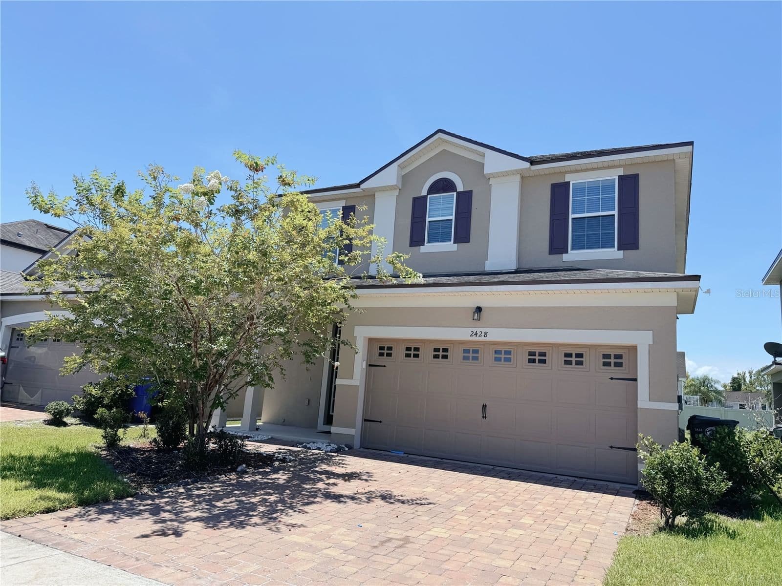 2428 CHATEAU 2
