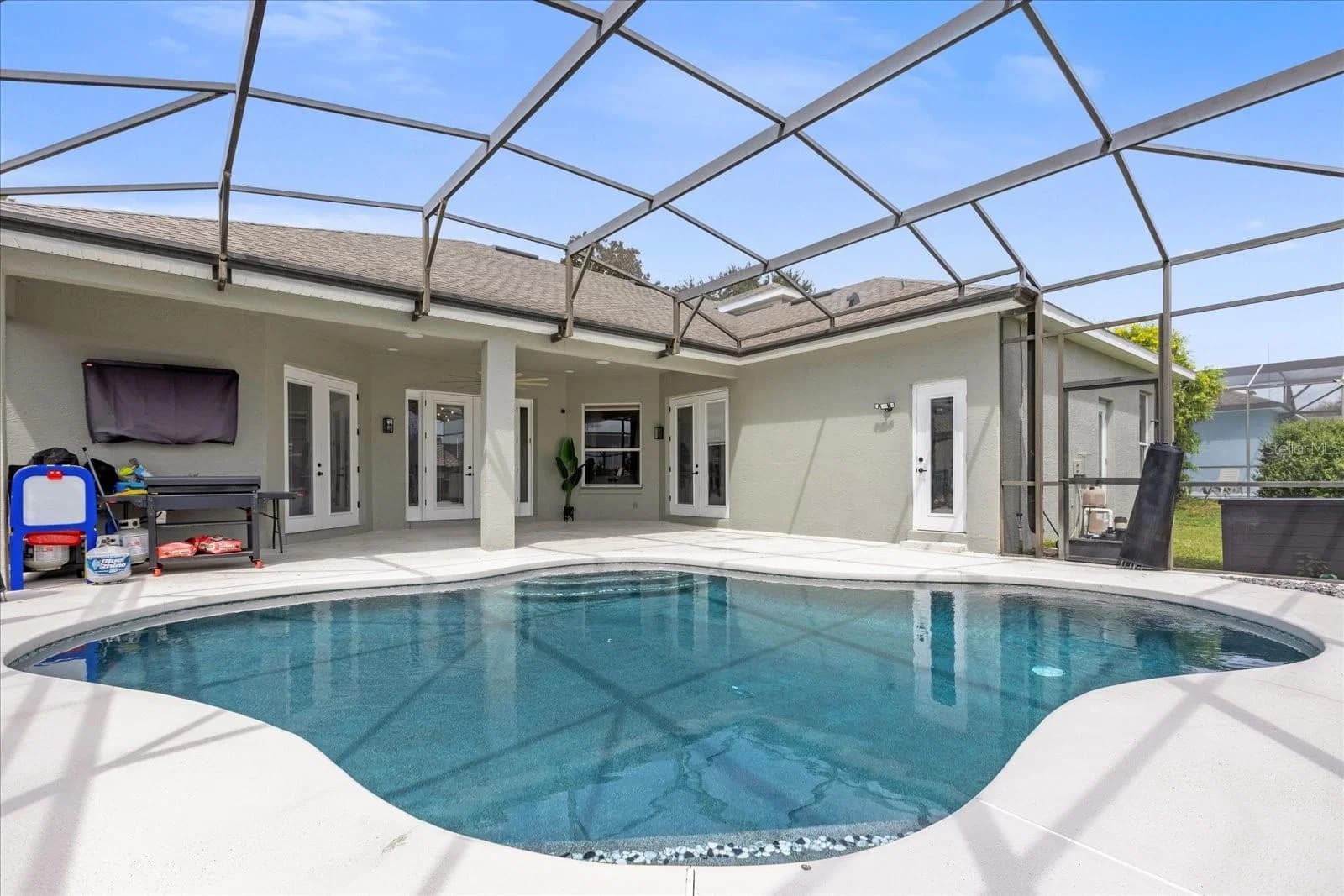 10175 COVE LAKE 3
