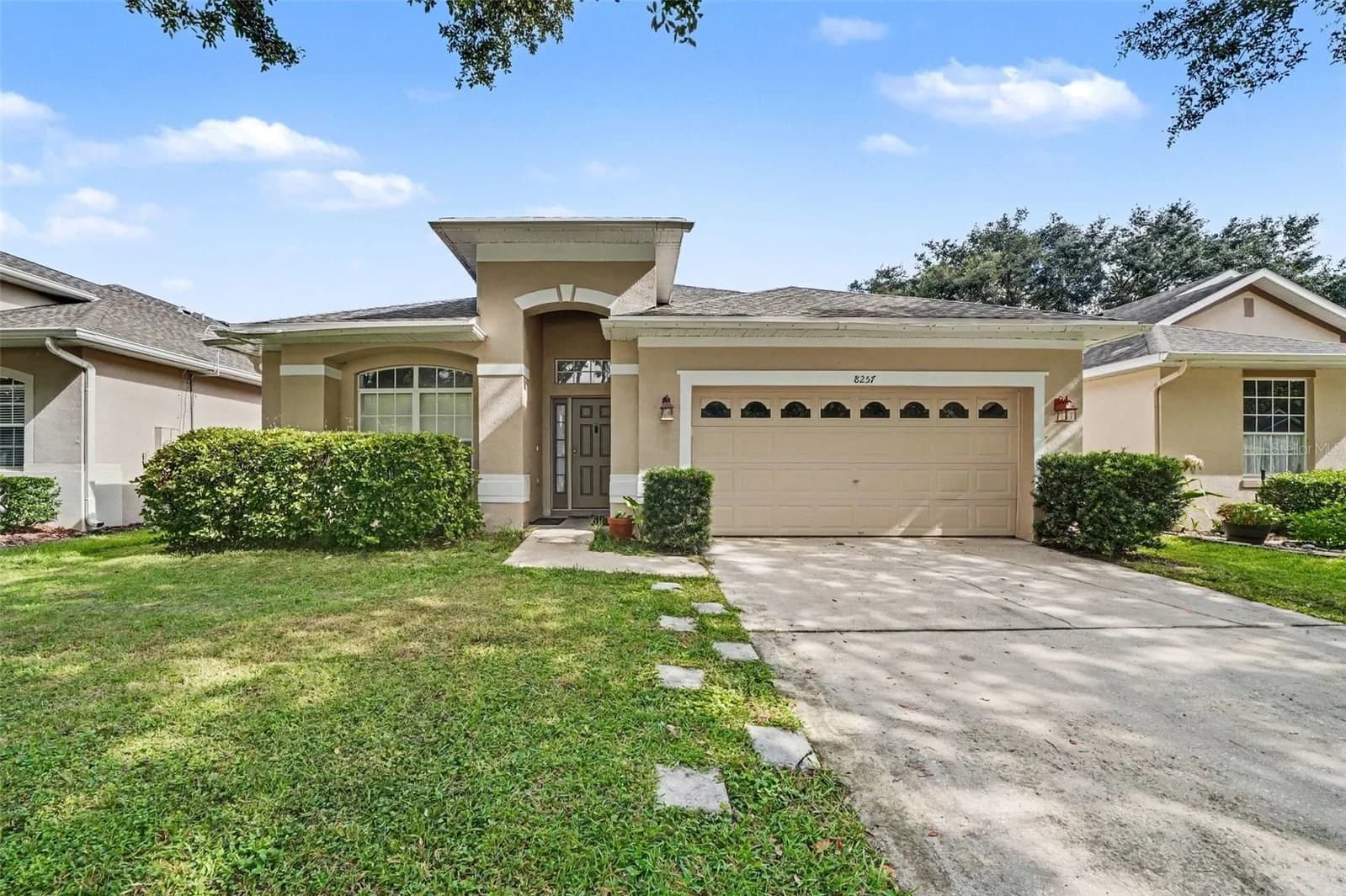 8257 BAYWOOD VISTA 2