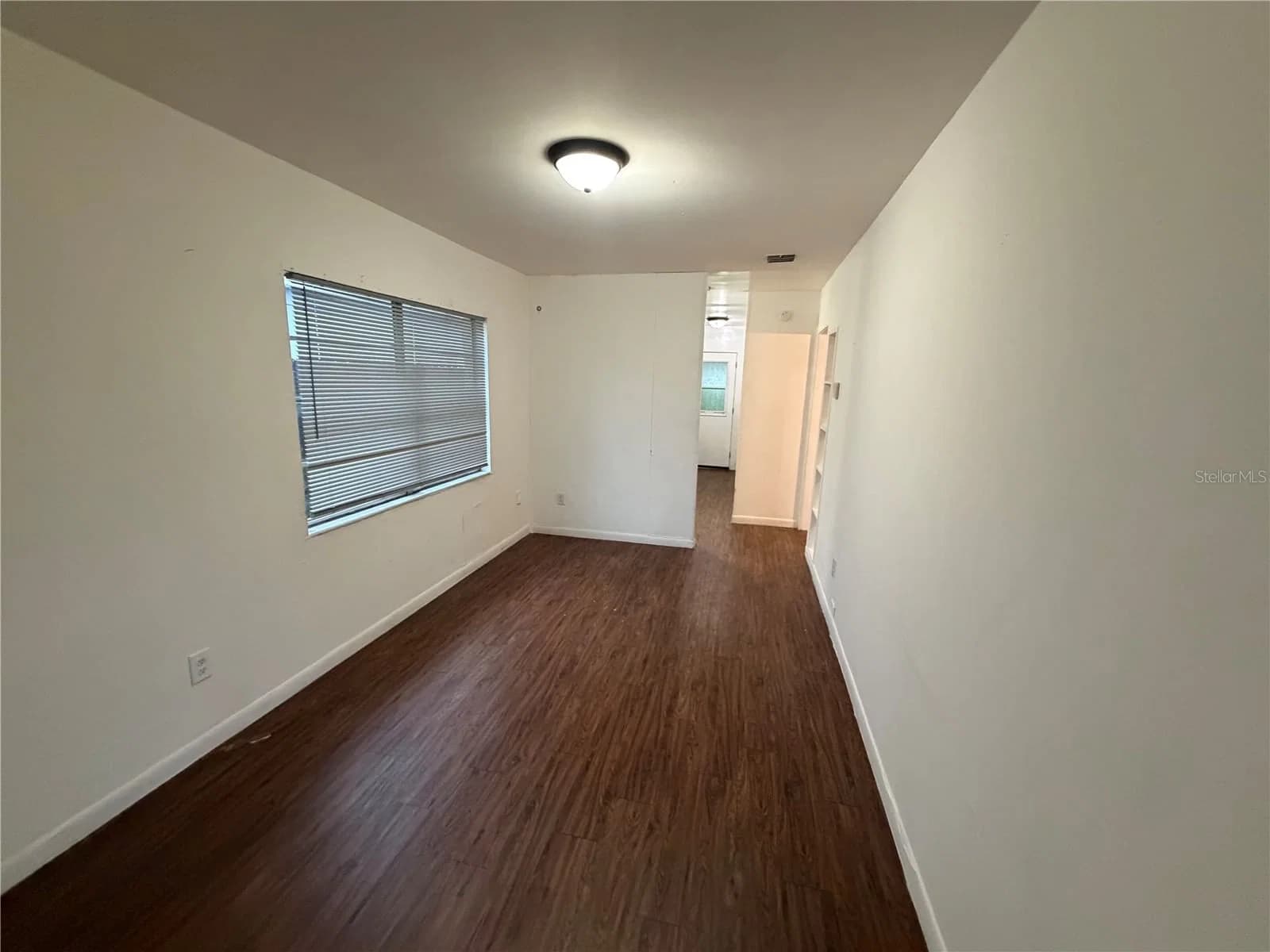 2107 MILLS 4