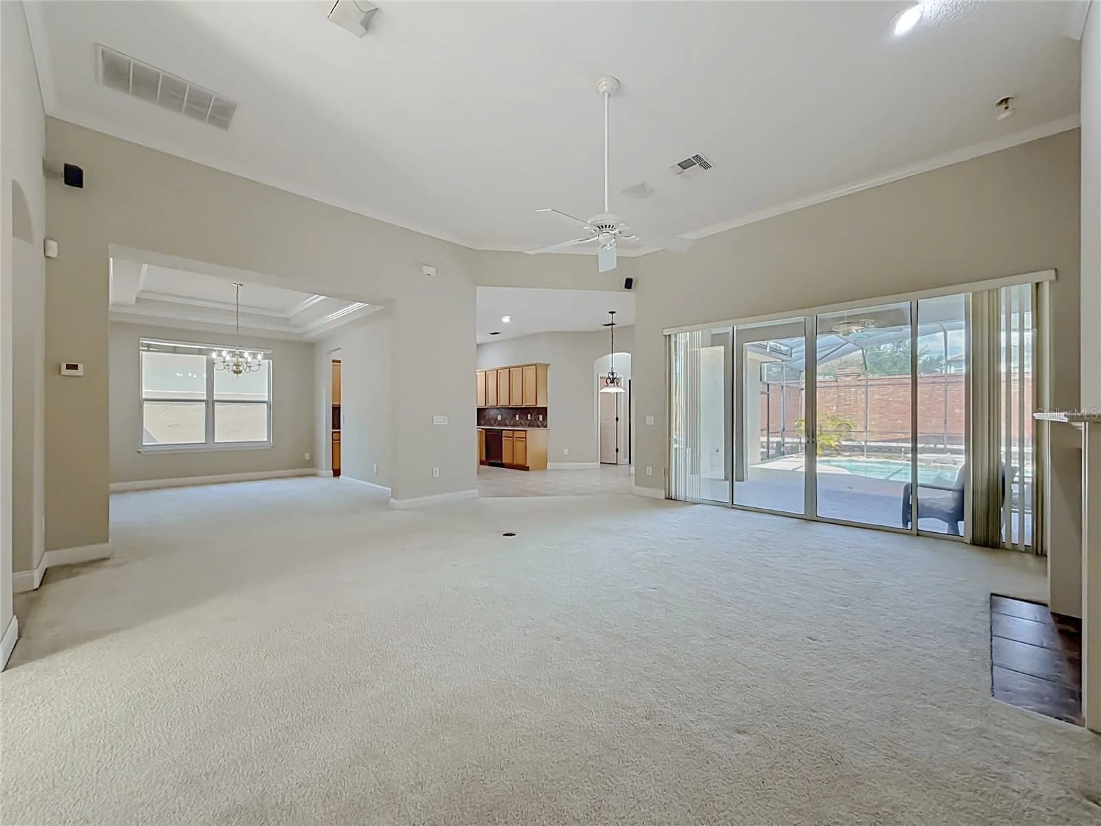 10824 WOODCHASE 4