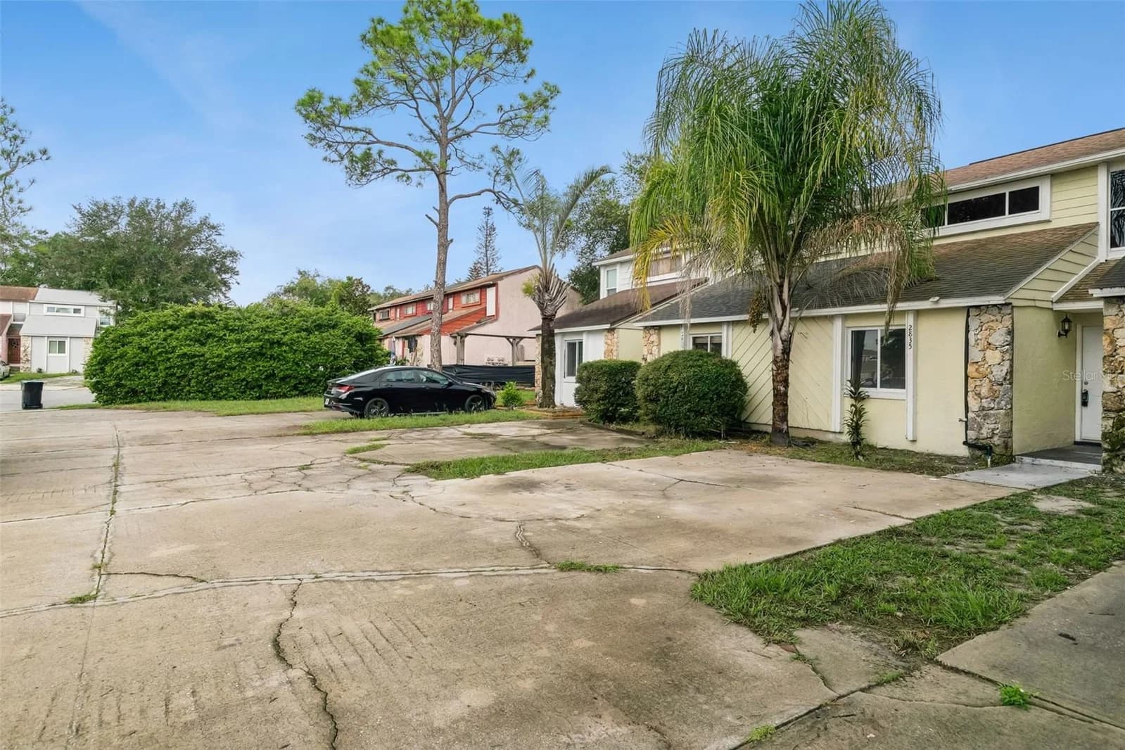 2835 HUNT CLUB 2