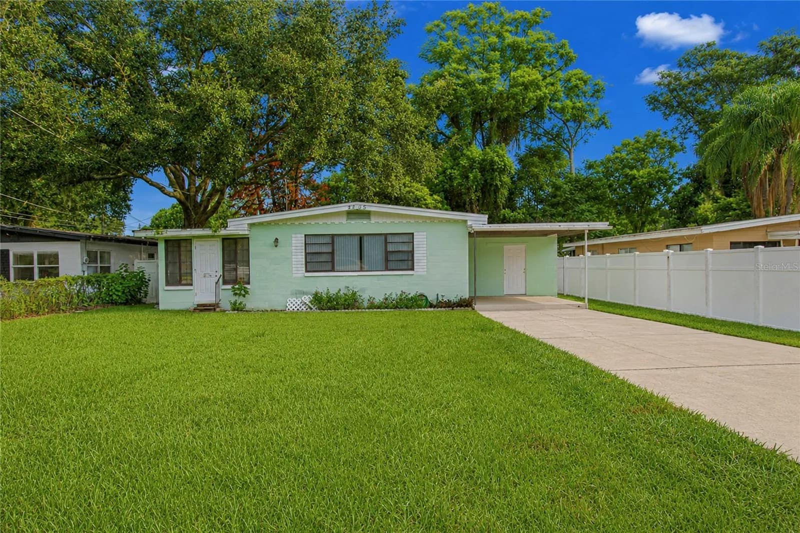 4205 MIZELL 2
