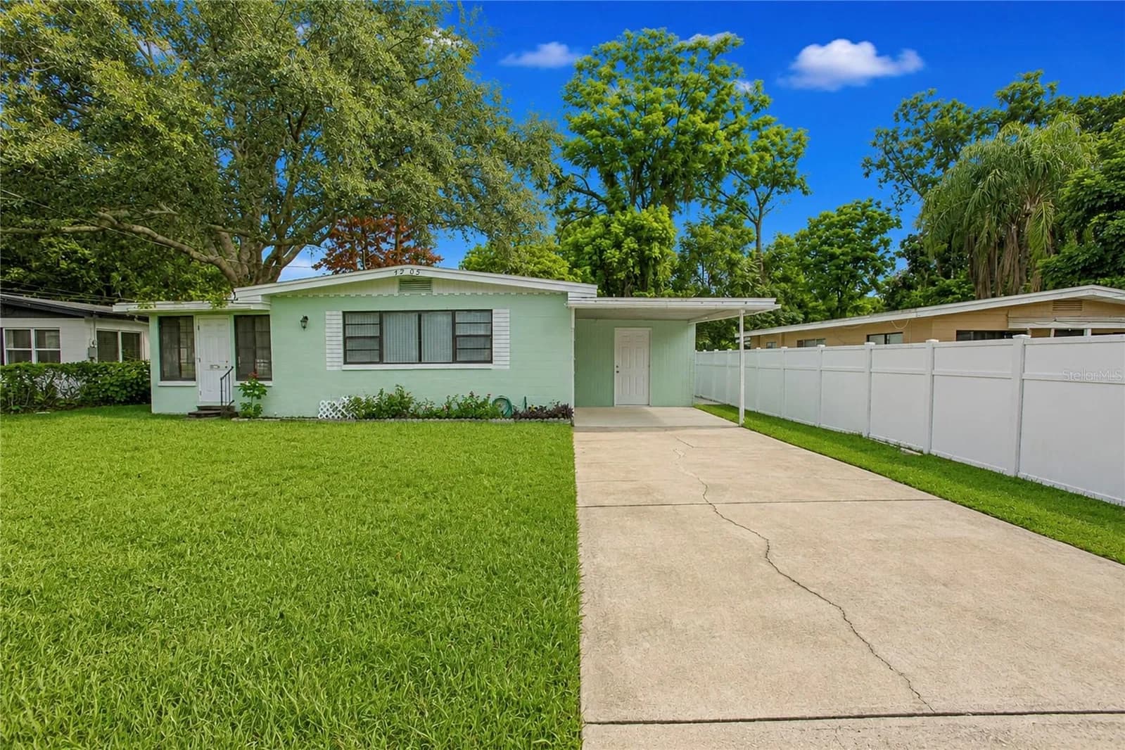 4205 MIZELL 5
