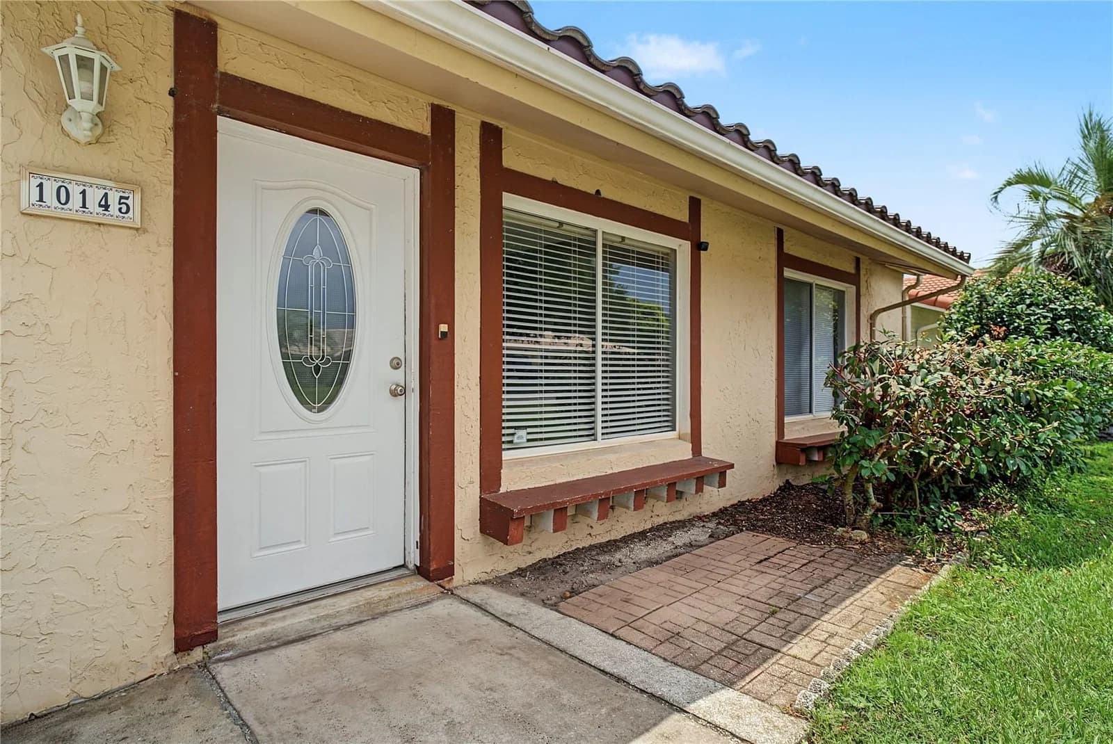 10145 BLUFF 5