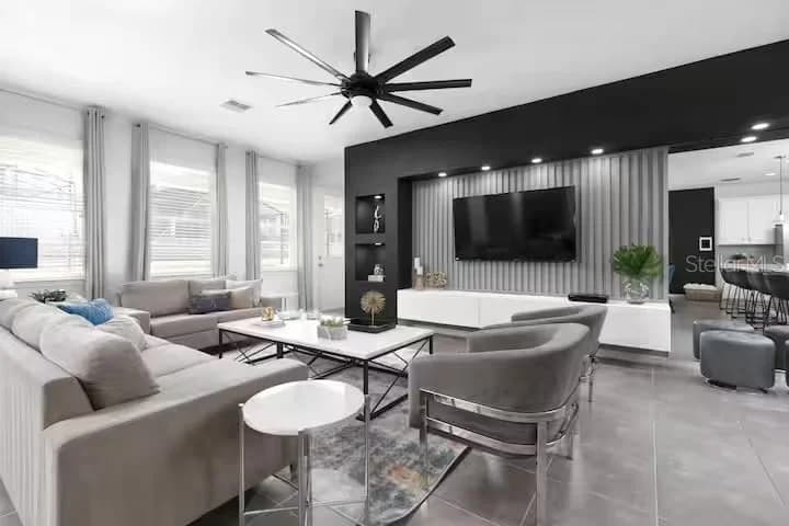 1720 SAWYER PALM 3