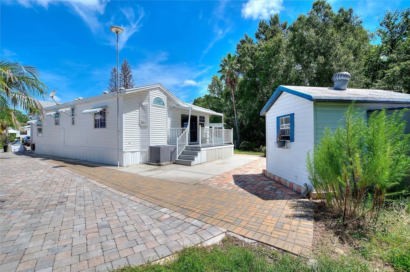 252 CITRUS RIDGE 5