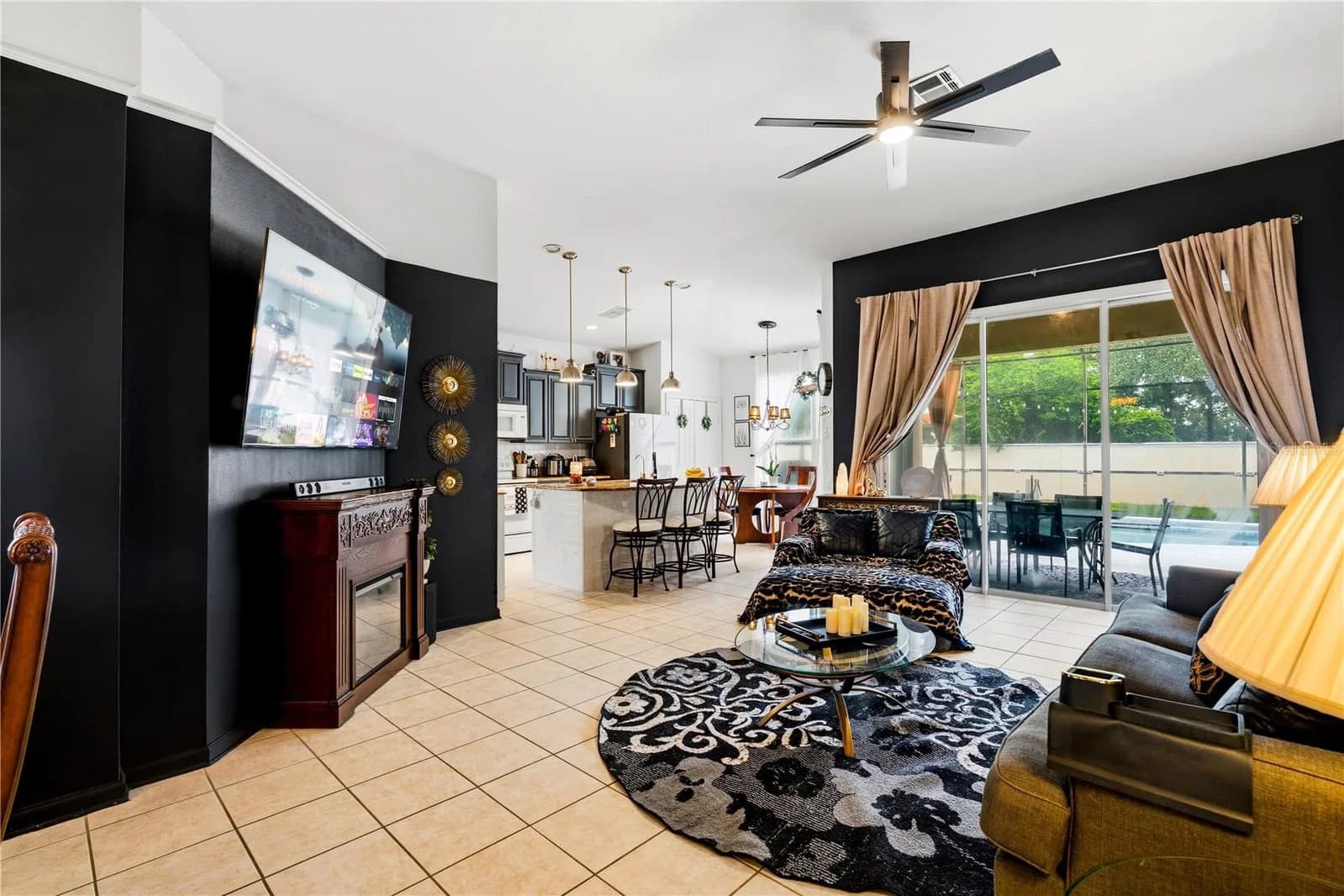 8066 KING PALM 5