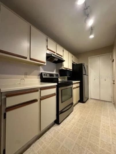 5500 DEVONBRIAR 4