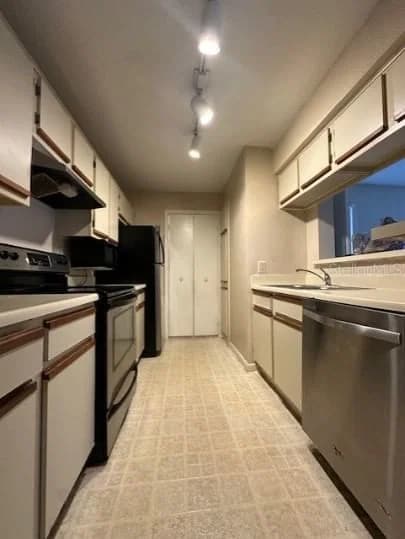 5500 DEVONBRIAR 5