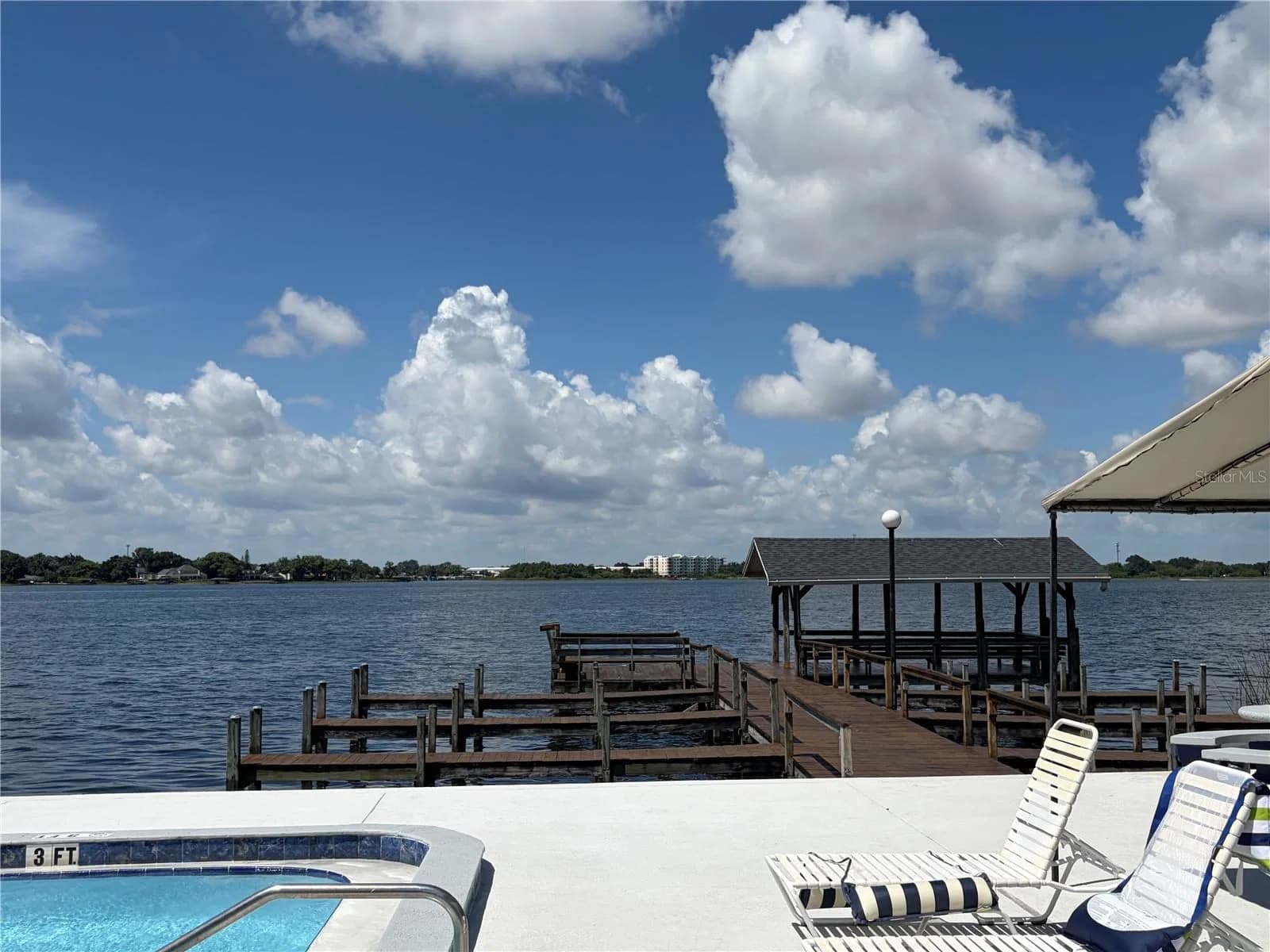 4328 EDGEWATER 3