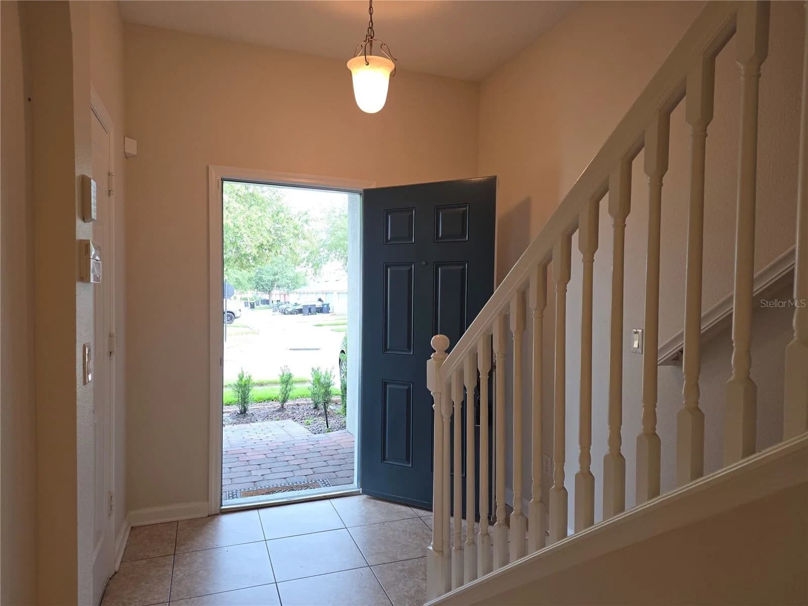16661 CEDAR CREST 4