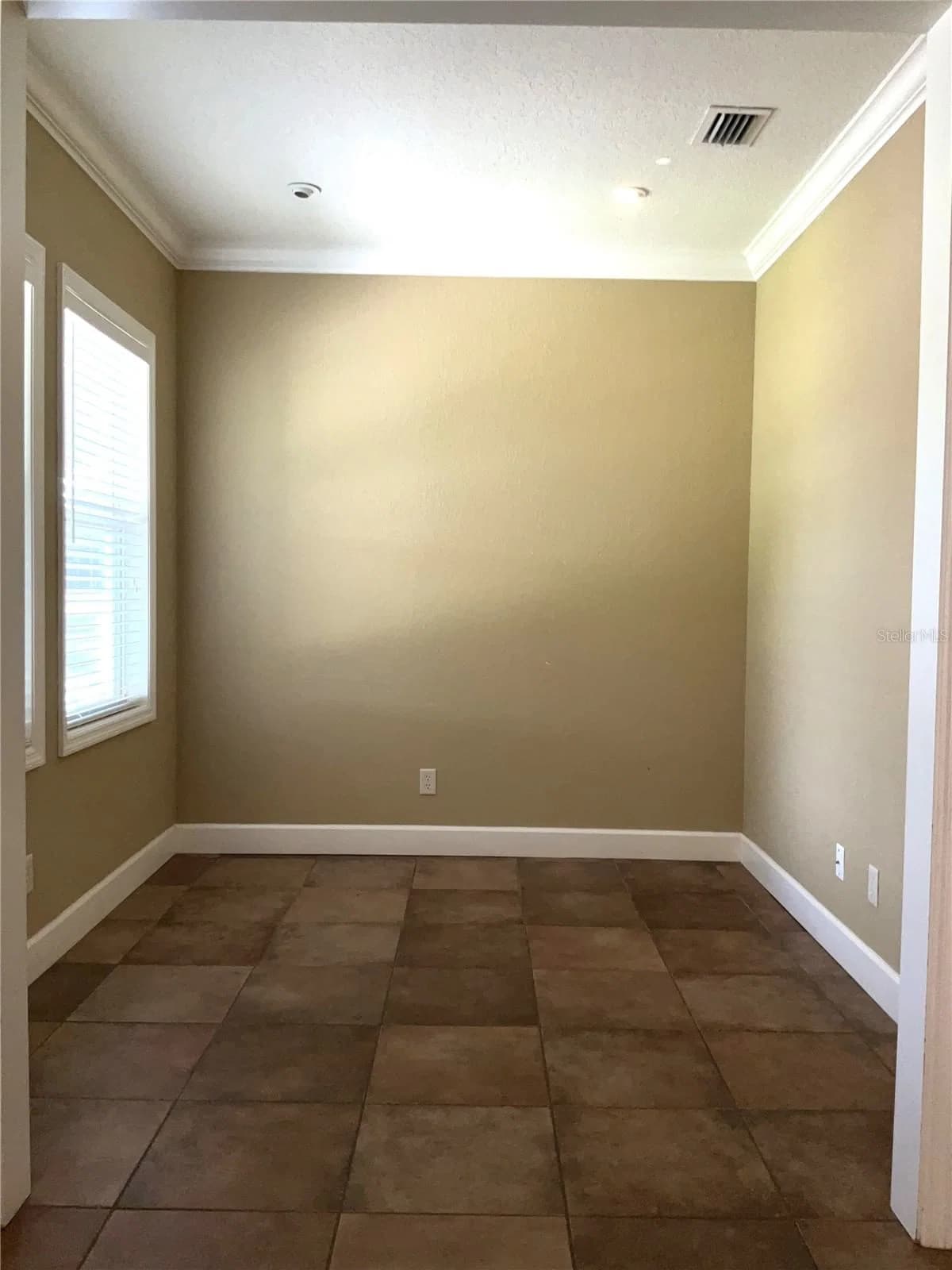 3613 SUMMERLIN 5