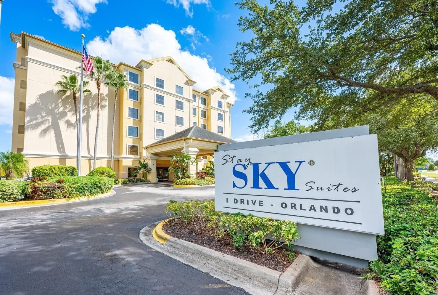 7601 CANADA Avenue #630, Orlando, FL 32819