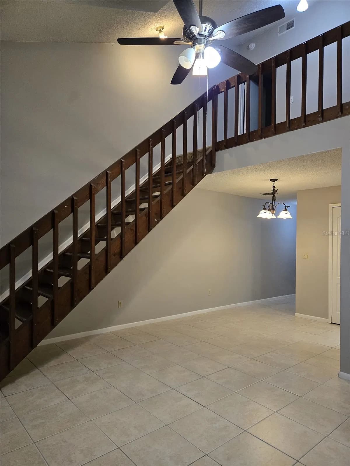 2738 HUNT CLUB 4