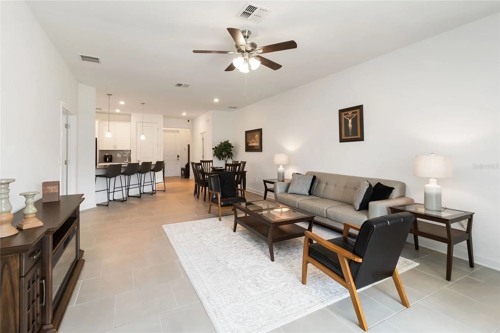 3123 CAMDEN 5