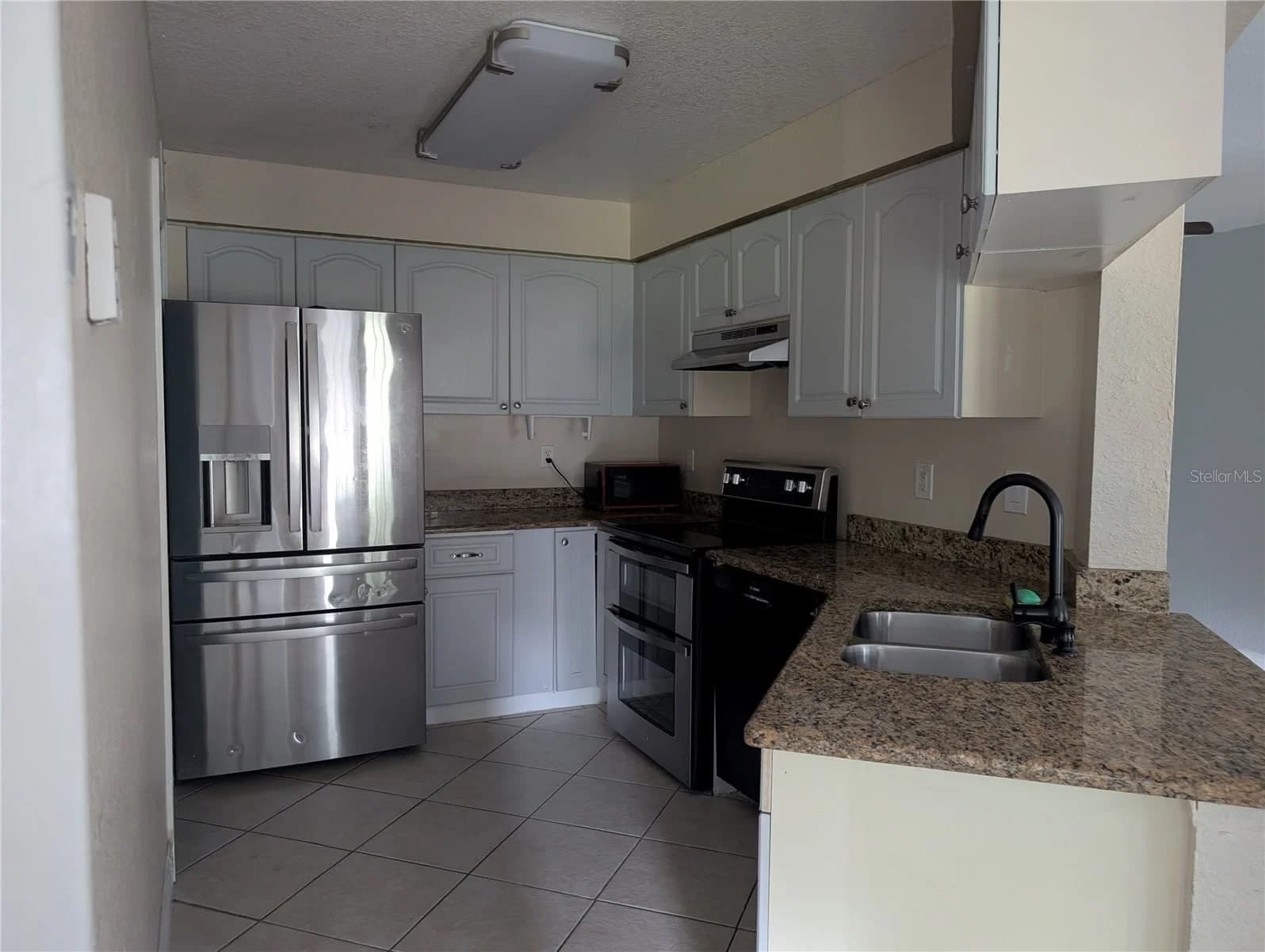 2550 ALAFAYA 5