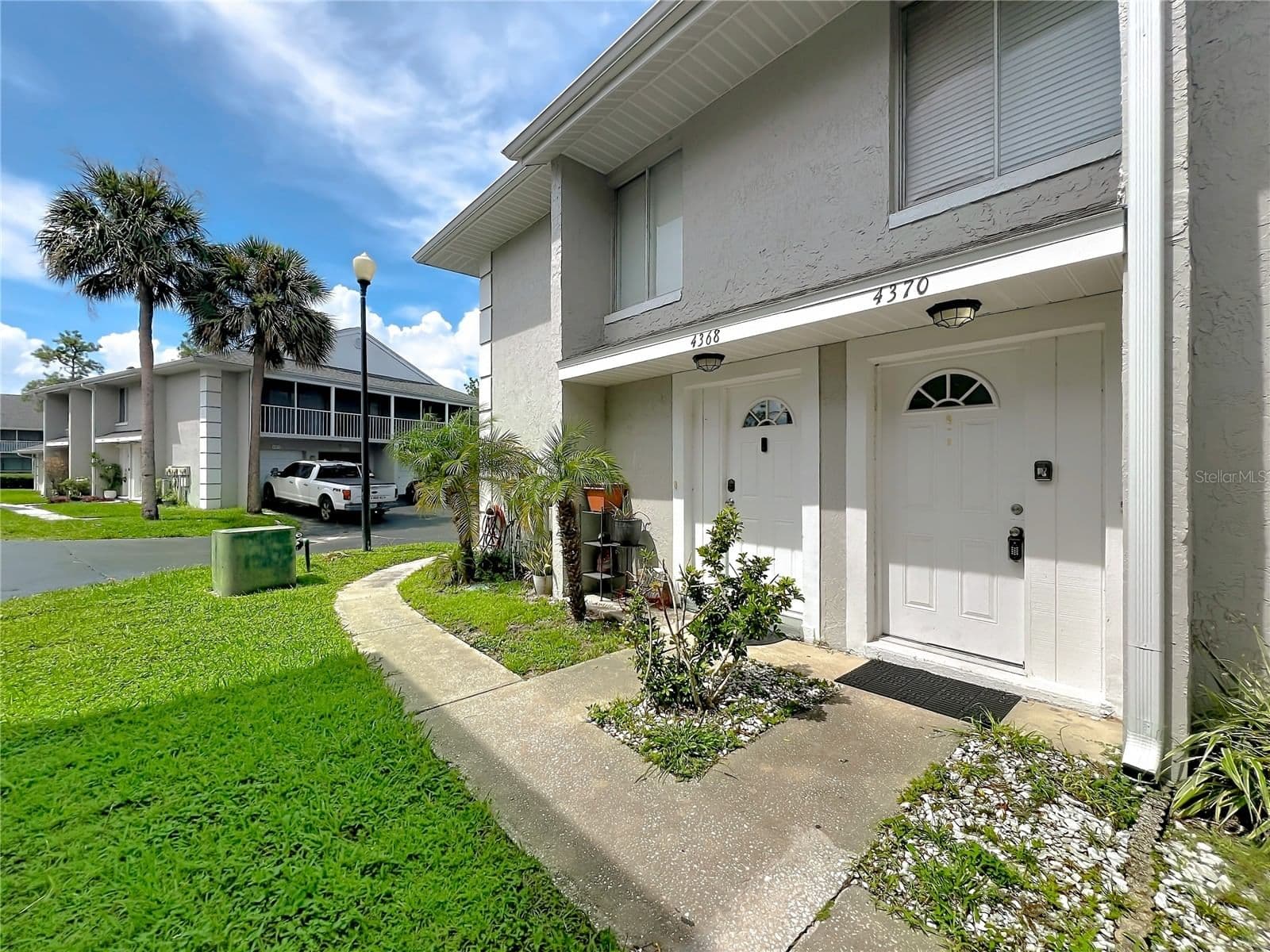 4370 WHITE PINE 2