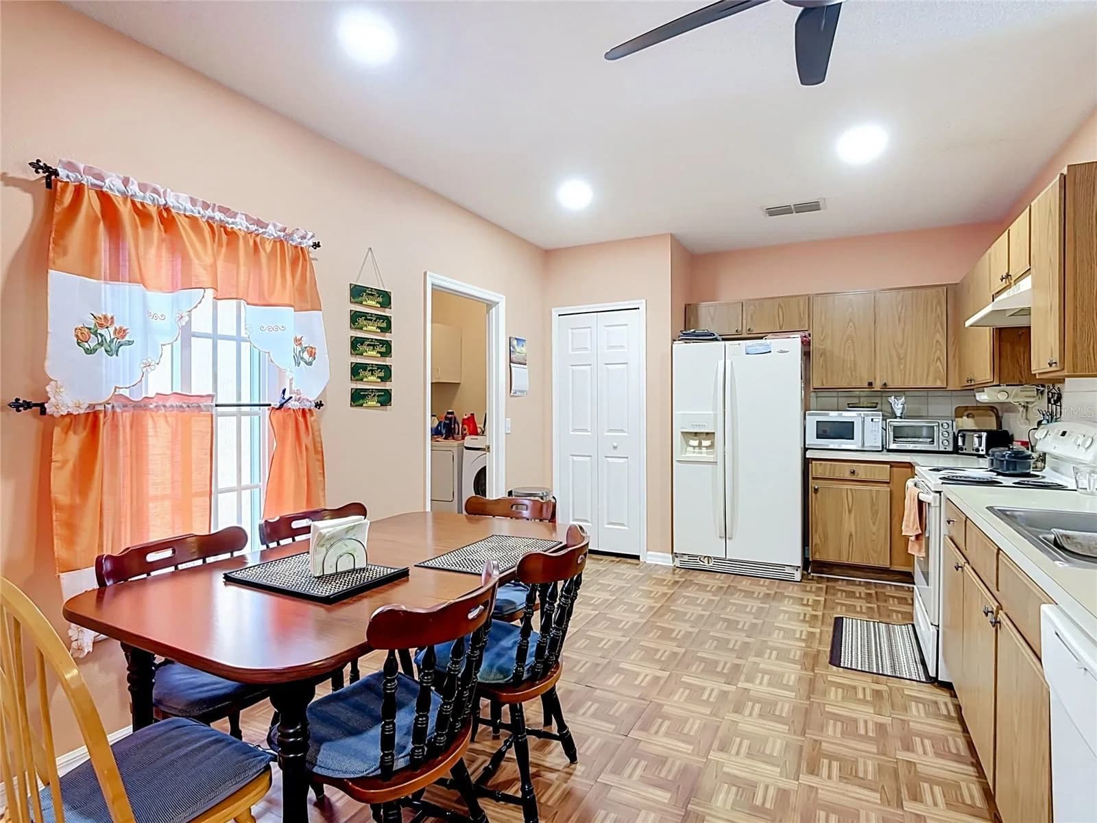 1014 DEDDINGTON 4