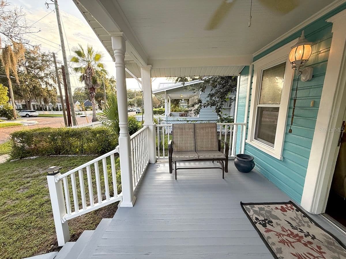 1407 RIDGEWOOD 4