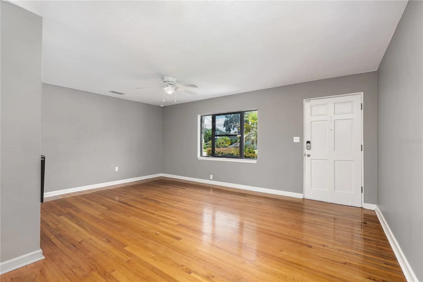 1103 BRIERCLIFF 5
