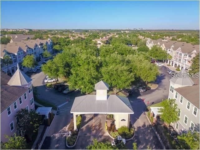 6413 ASTOR VILLAGE 3