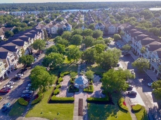 6413 ASTOR VILLAGE 4