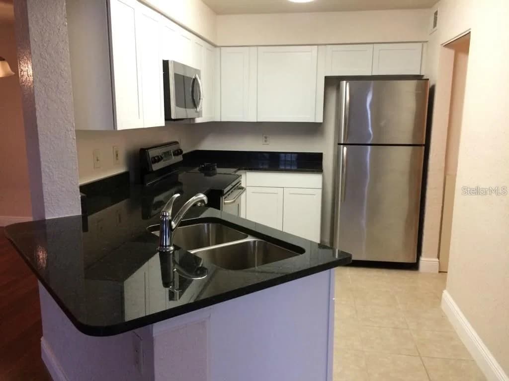 2550 ALAFAYA 2