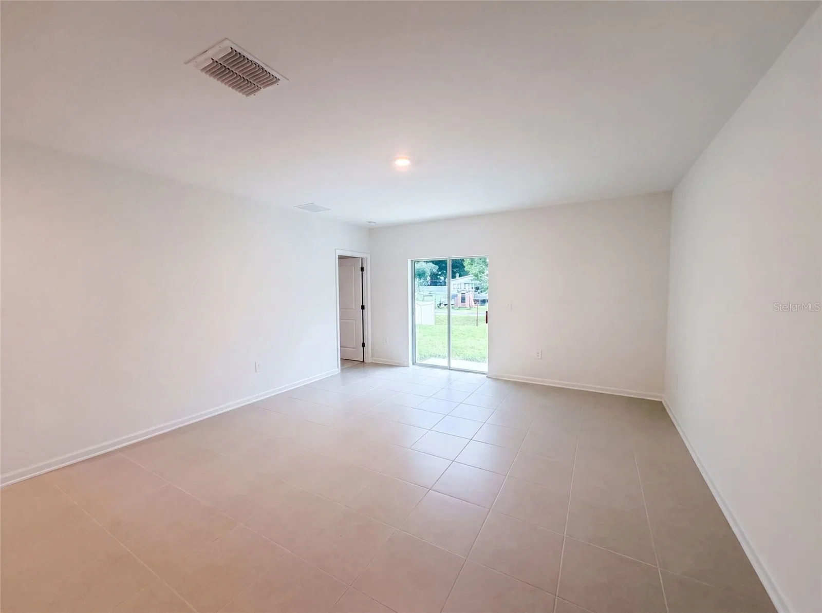5420 MEADOW WALK 3