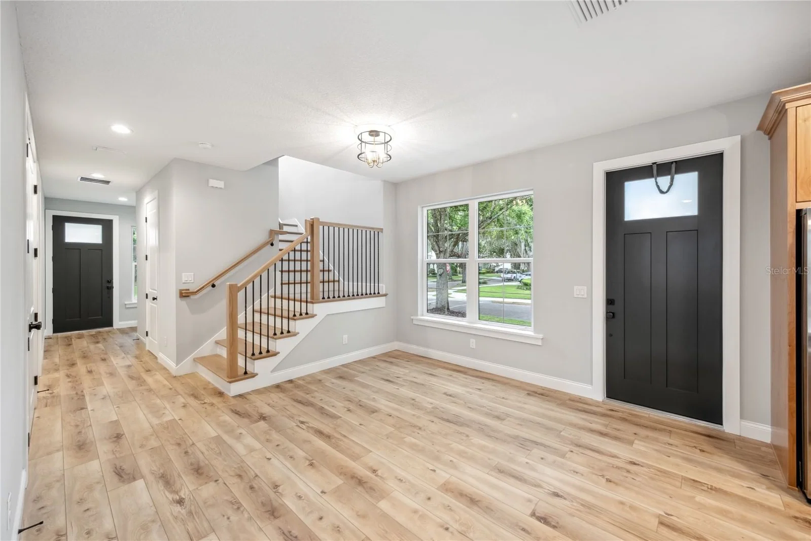 444 DELANEY PARK 2