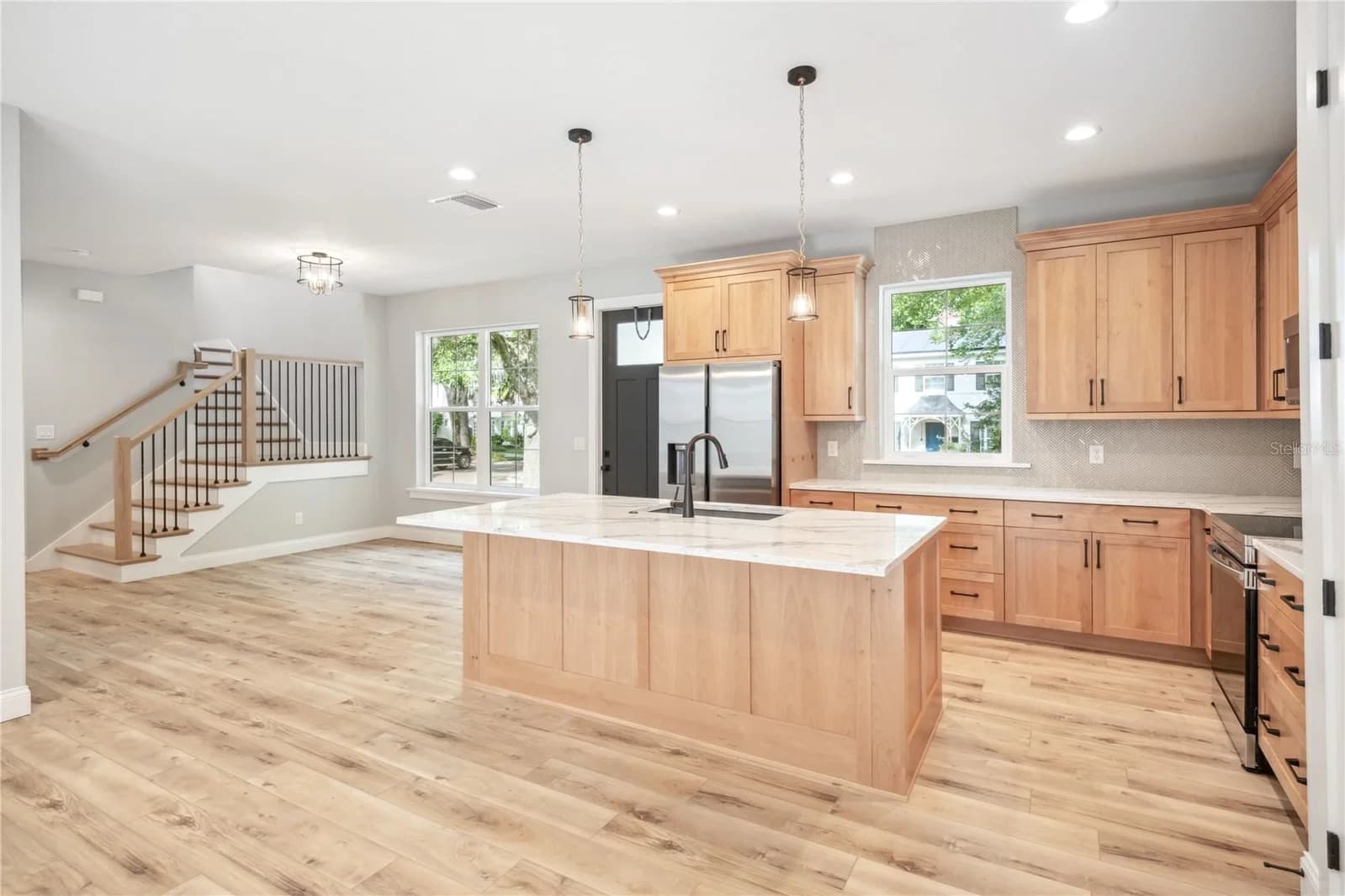 444 DELANEY PARK 3