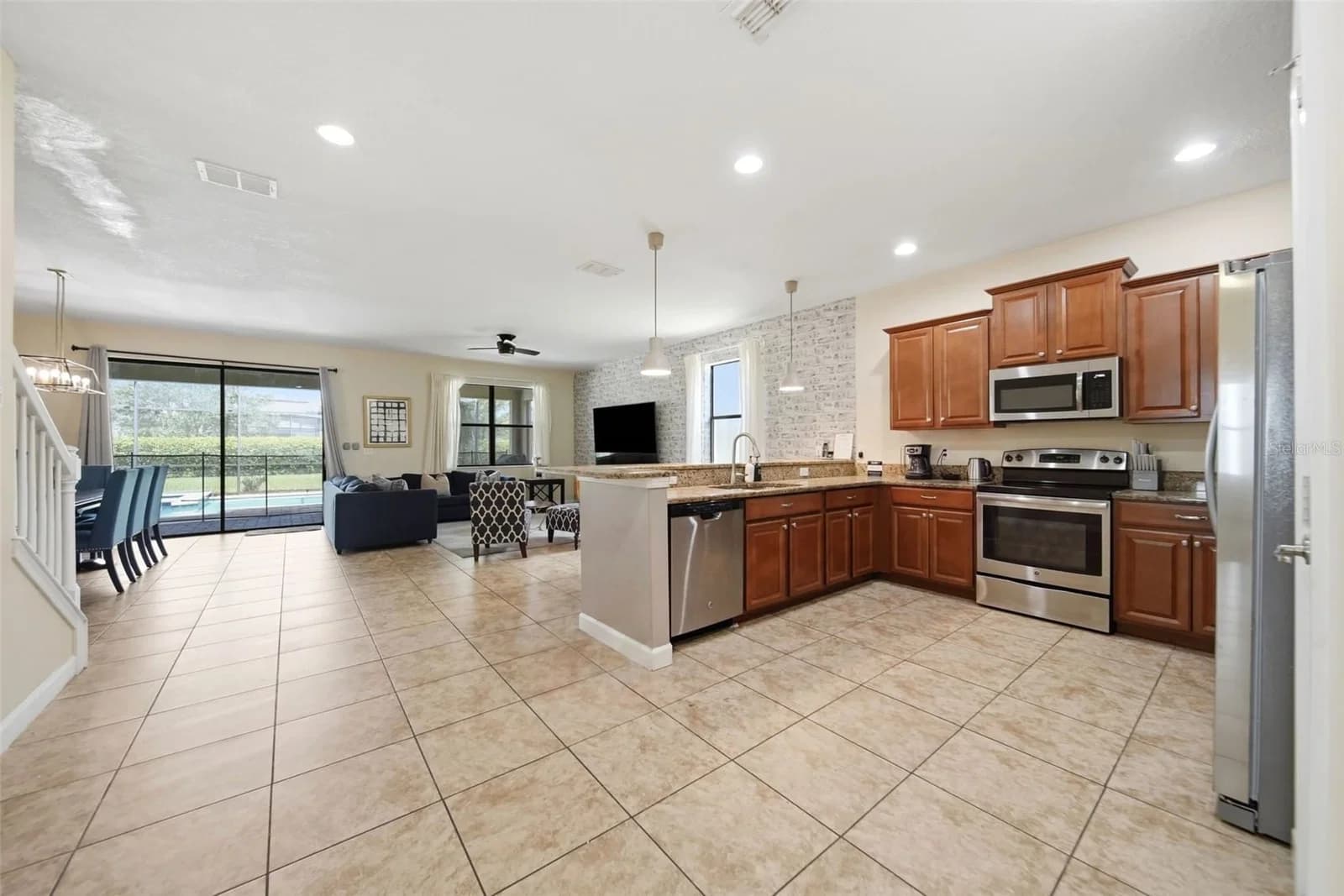 1416 MOON VALLEY 4