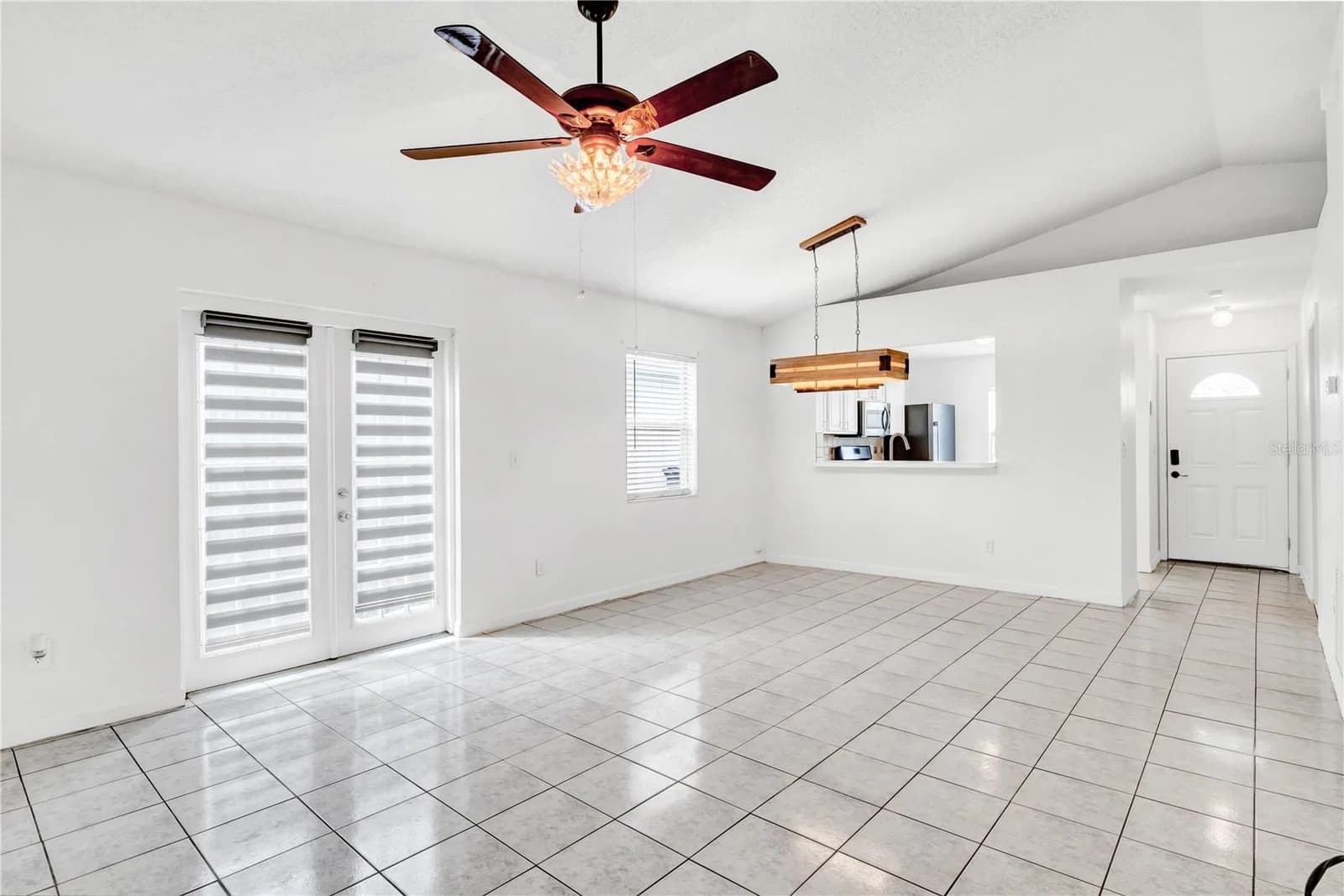11030 EINBENDER Road, Orlando, FL 32825 2