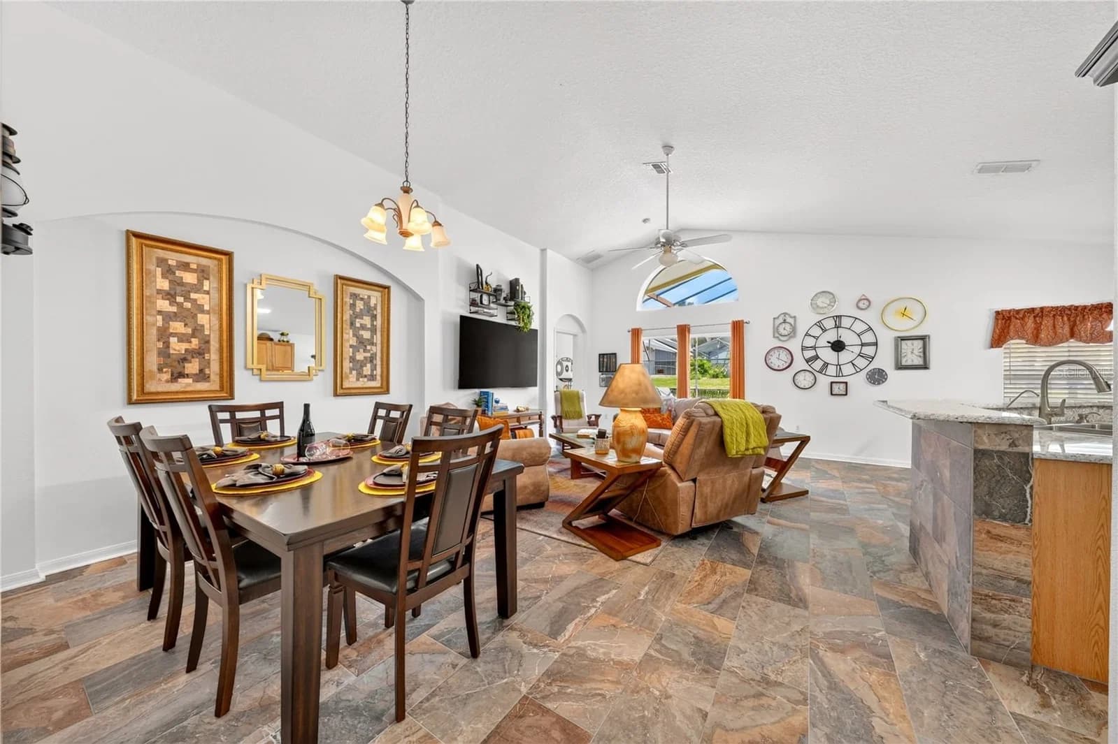 358 LANCASTER DR 4
